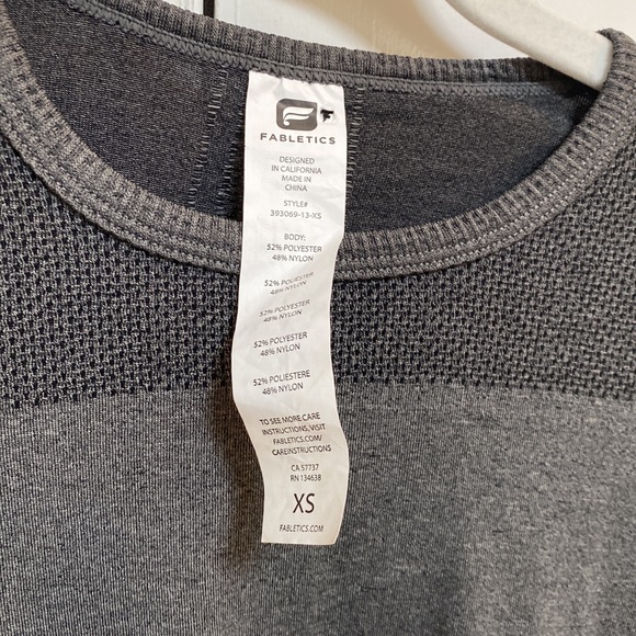 Fabletics top - Picture 4 of 4